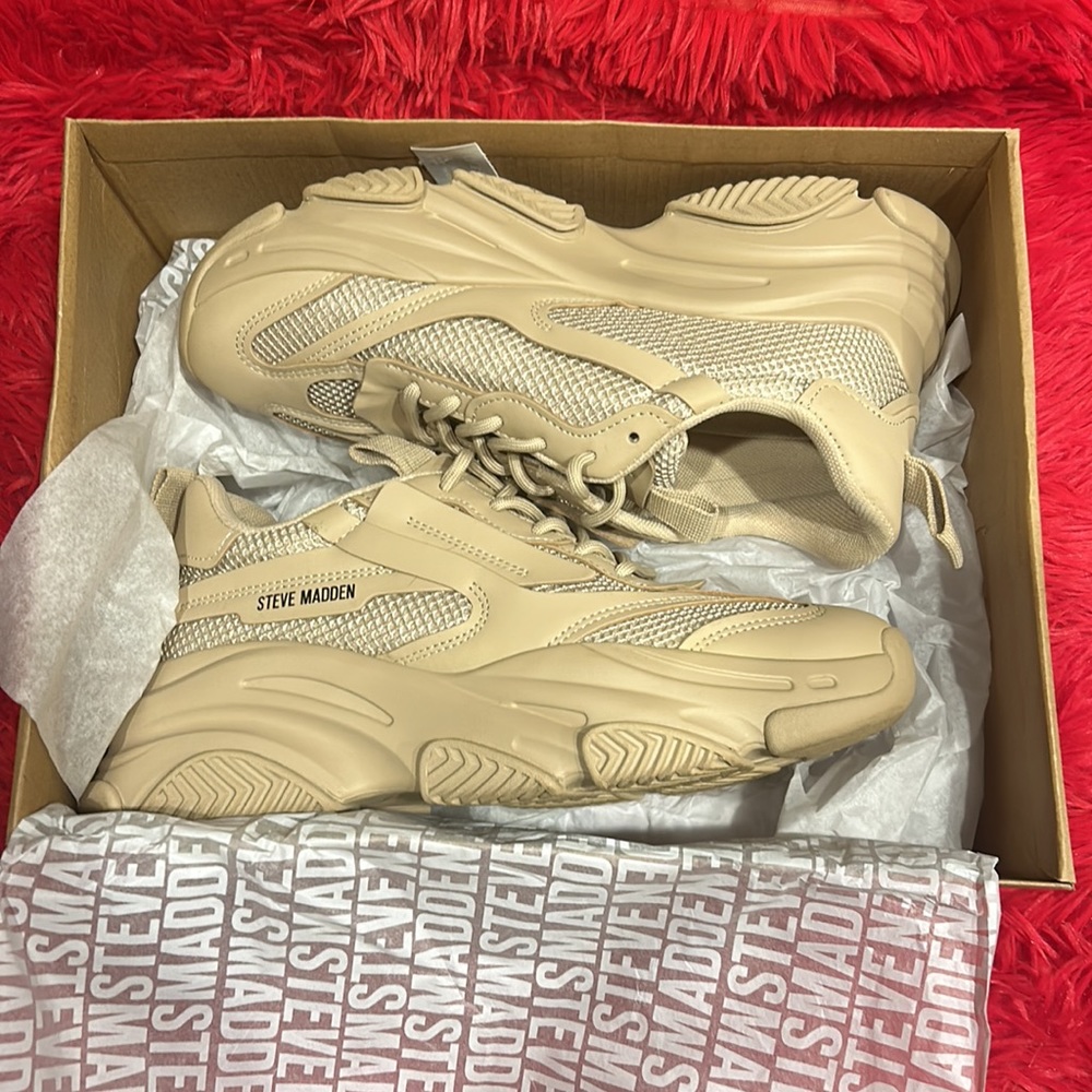 Steve Madden Womens Possession Shoes in Shade “Bone” (Beige)